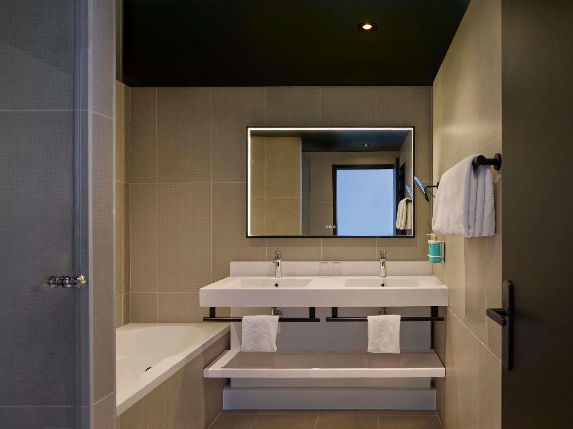 Junior Suite mit 1 Queensize-Bett und Sofa